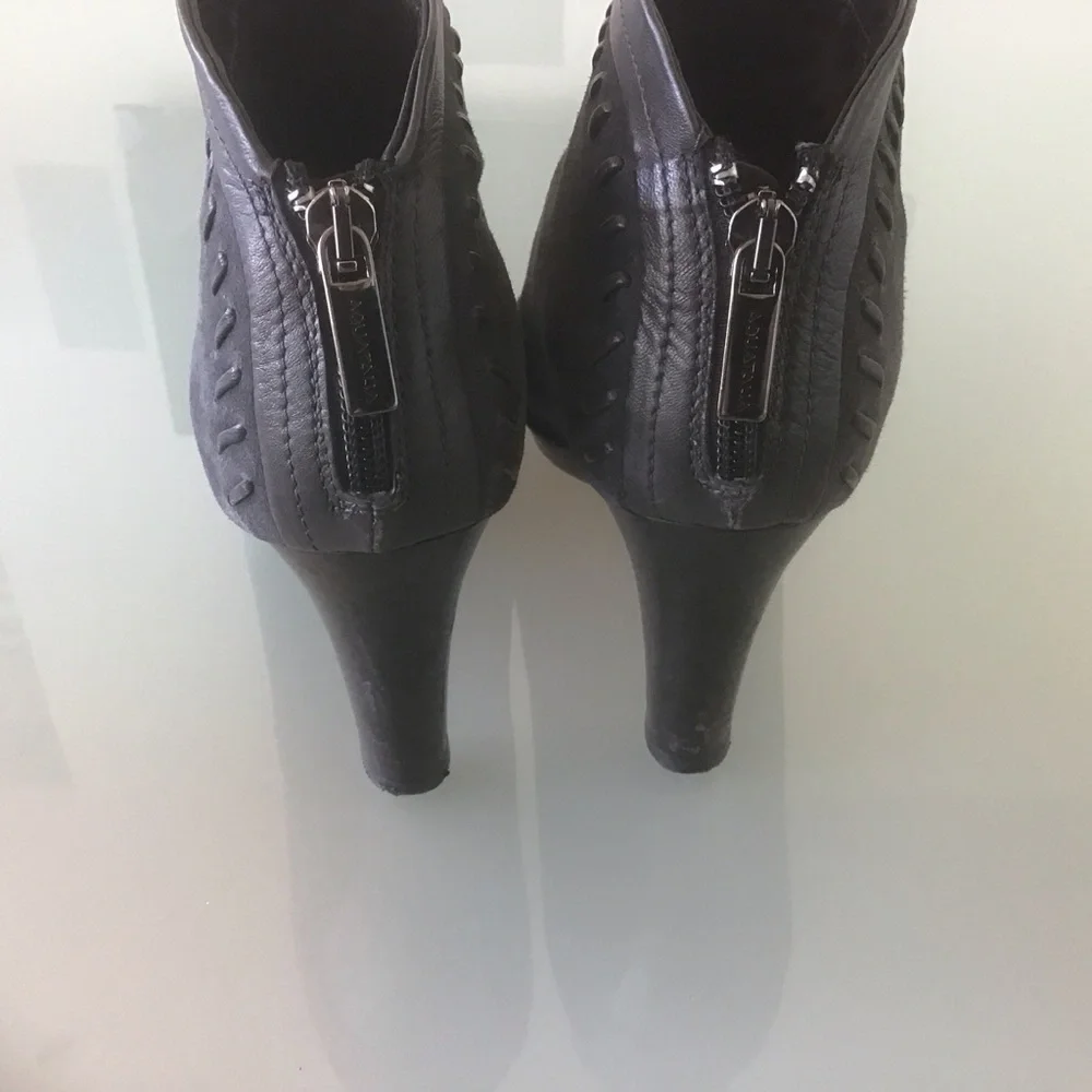 Aquatalia Marvin K Riley Platform Weatherproof Grey Suede Ankle Bootie 6.5 Boots